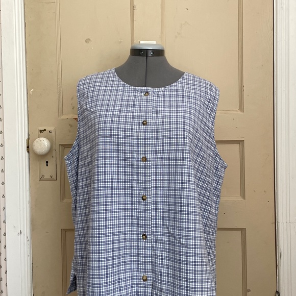 Vintage 100% Cotton Tattersall Plaid Sleeveless Vest Blouse w/ Tortoise buttons - Picture 2 of 4